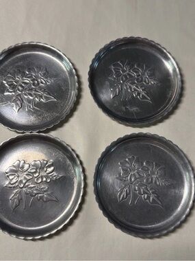 Source Unknown Silver Floral Metal Coaster Set of 4